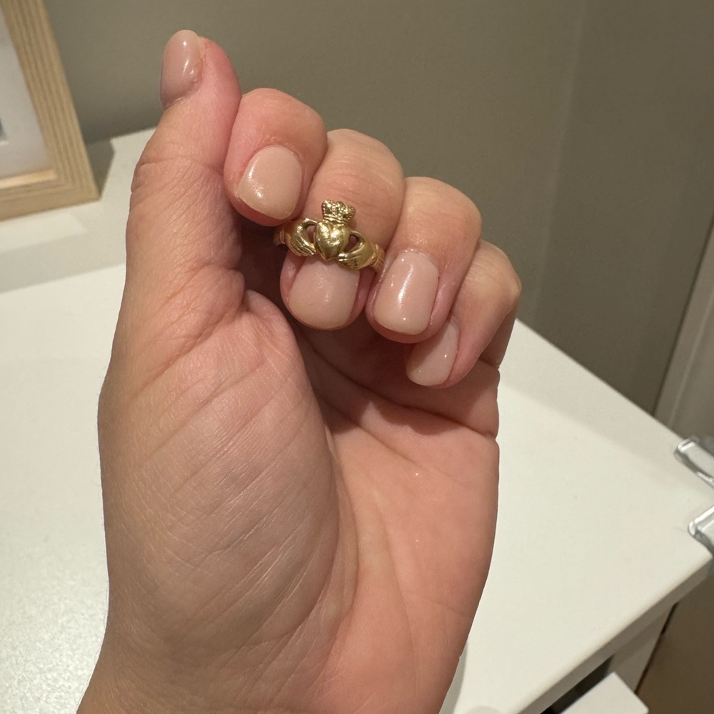 Gold Claddagh Ring